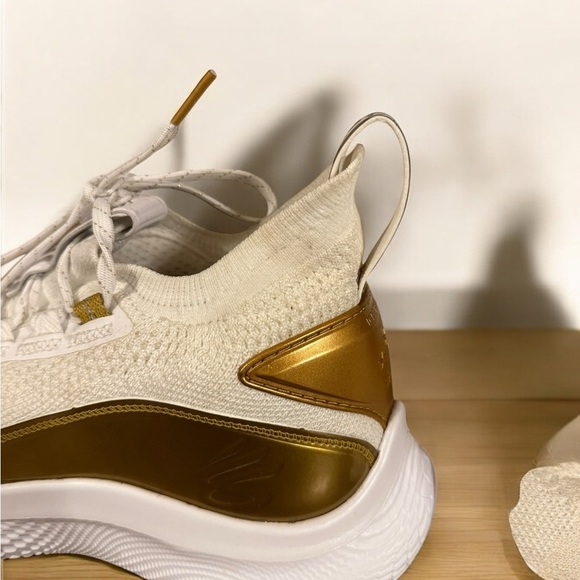 Curry Flow Under Armour Gold Blooded size 7 men - Picture 6 of 15